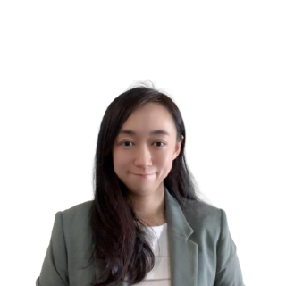 Headshot of Estee Chong