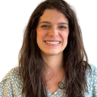 Julia_Lombard-removebg-preview