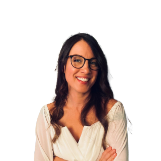 Headshot of Nadia Simard